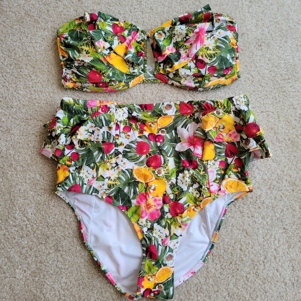 👙 High-Waisted Bikini 🍓